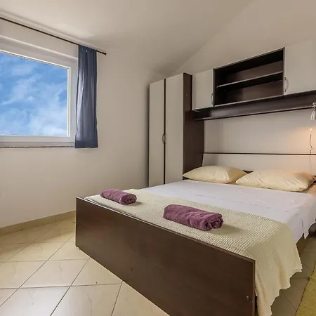 Lovely In With Kitchen Rogoznica (Sibenik-Knin)